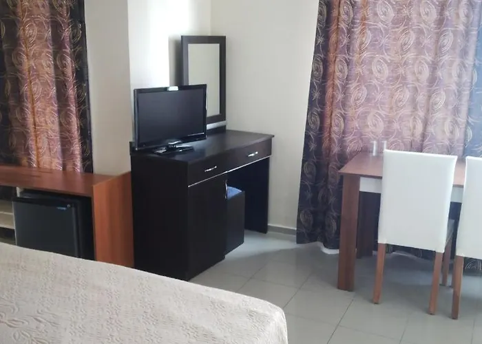 Melike Hotel *